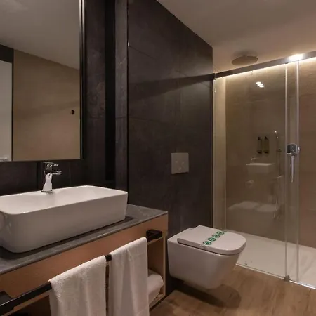 Cortabitarte Hotell 3*
