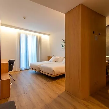 Cortabitarte Hotell Soria