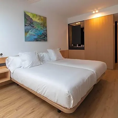 Otel Cortabitarte 3*